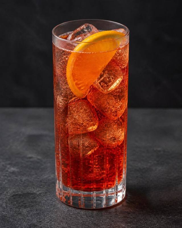 Americano Highball cocktail illustration