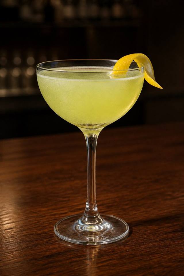 Jewel Of The Nile cocktail illustration