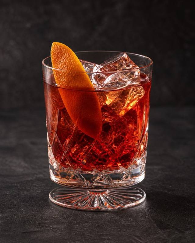 Kingston Negroni cocktail illustration