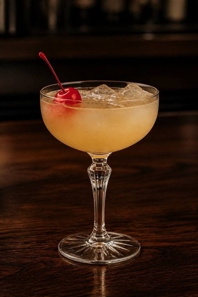 Knickerbocker cocktail illustration