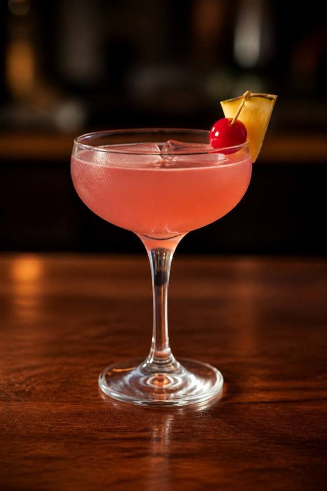 Mary Pickford cocktail illustration