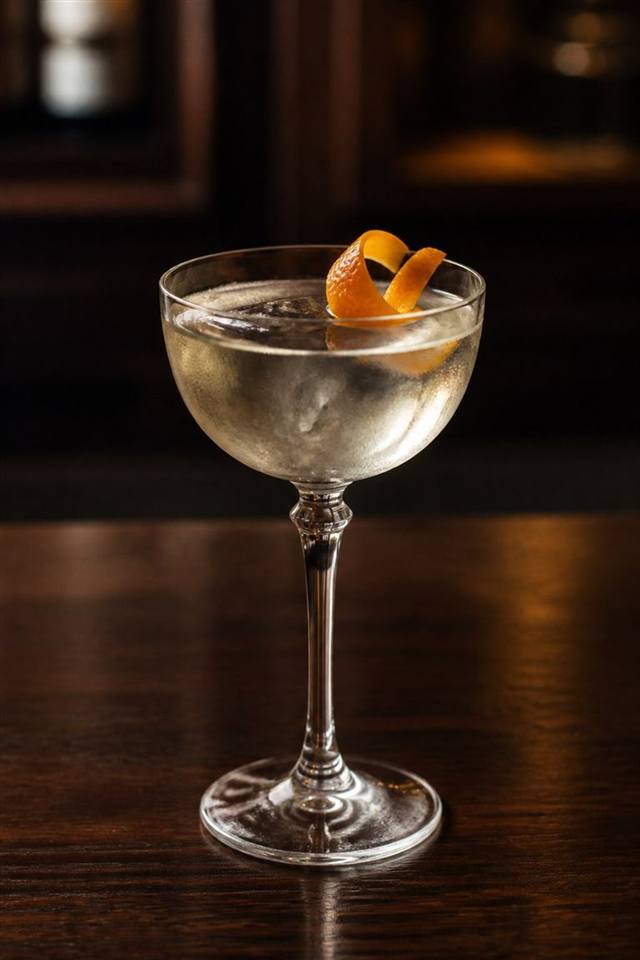 Tuxedo No. 2 cocktail illustration