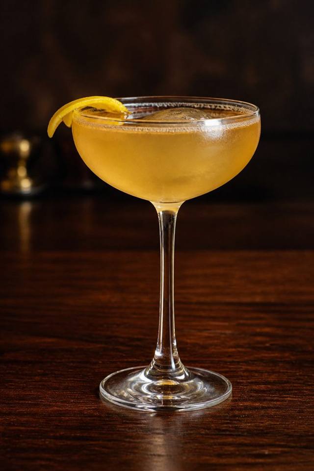 Yellow Jacket cocktail illustration